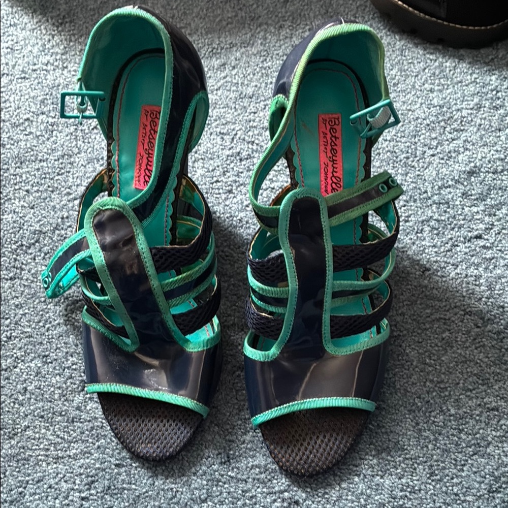 Betsey Johnson Women's Strappy Sandals - Navy and Green
